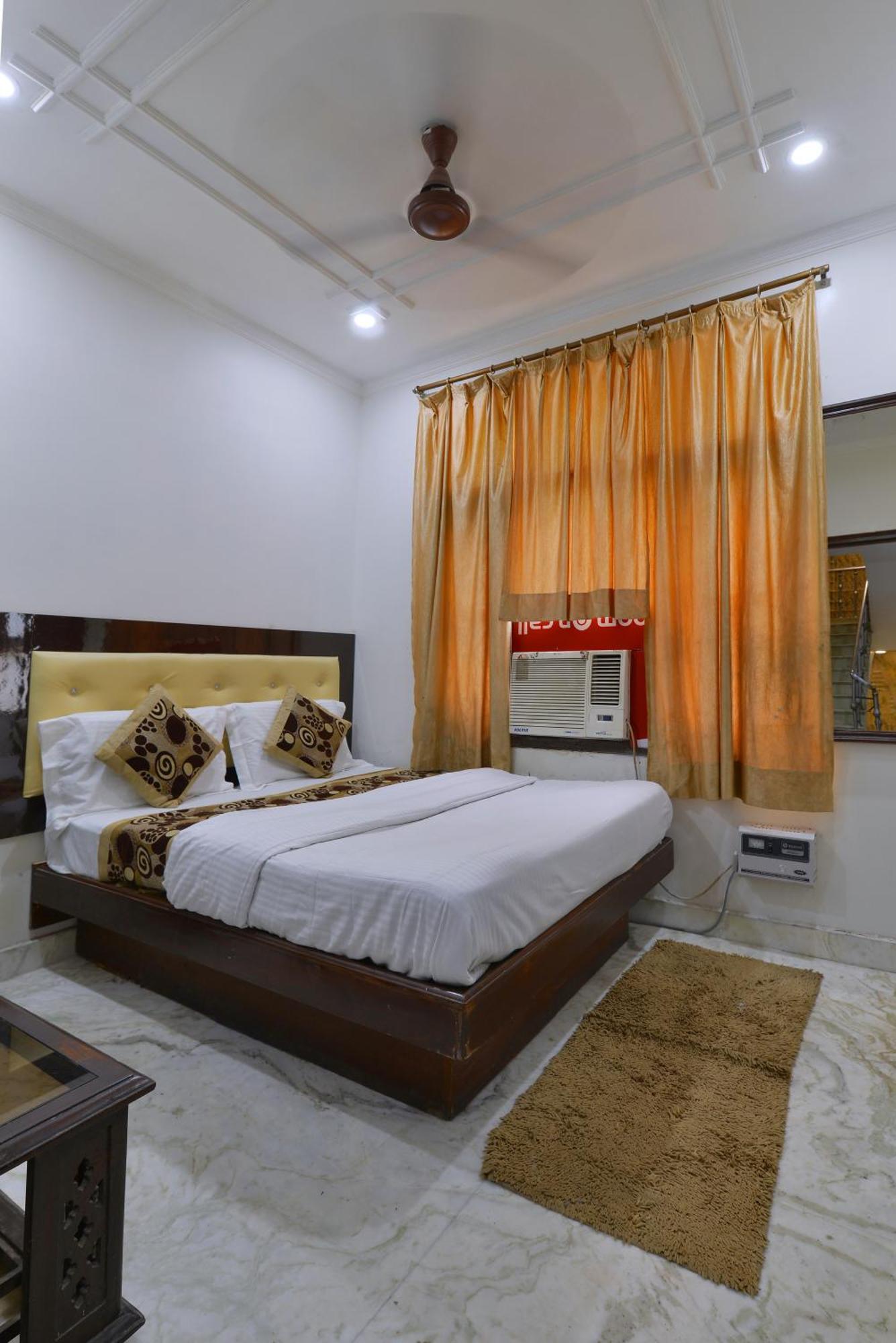 Family Hotel By Pg International Neu-Delhi Exterior foto