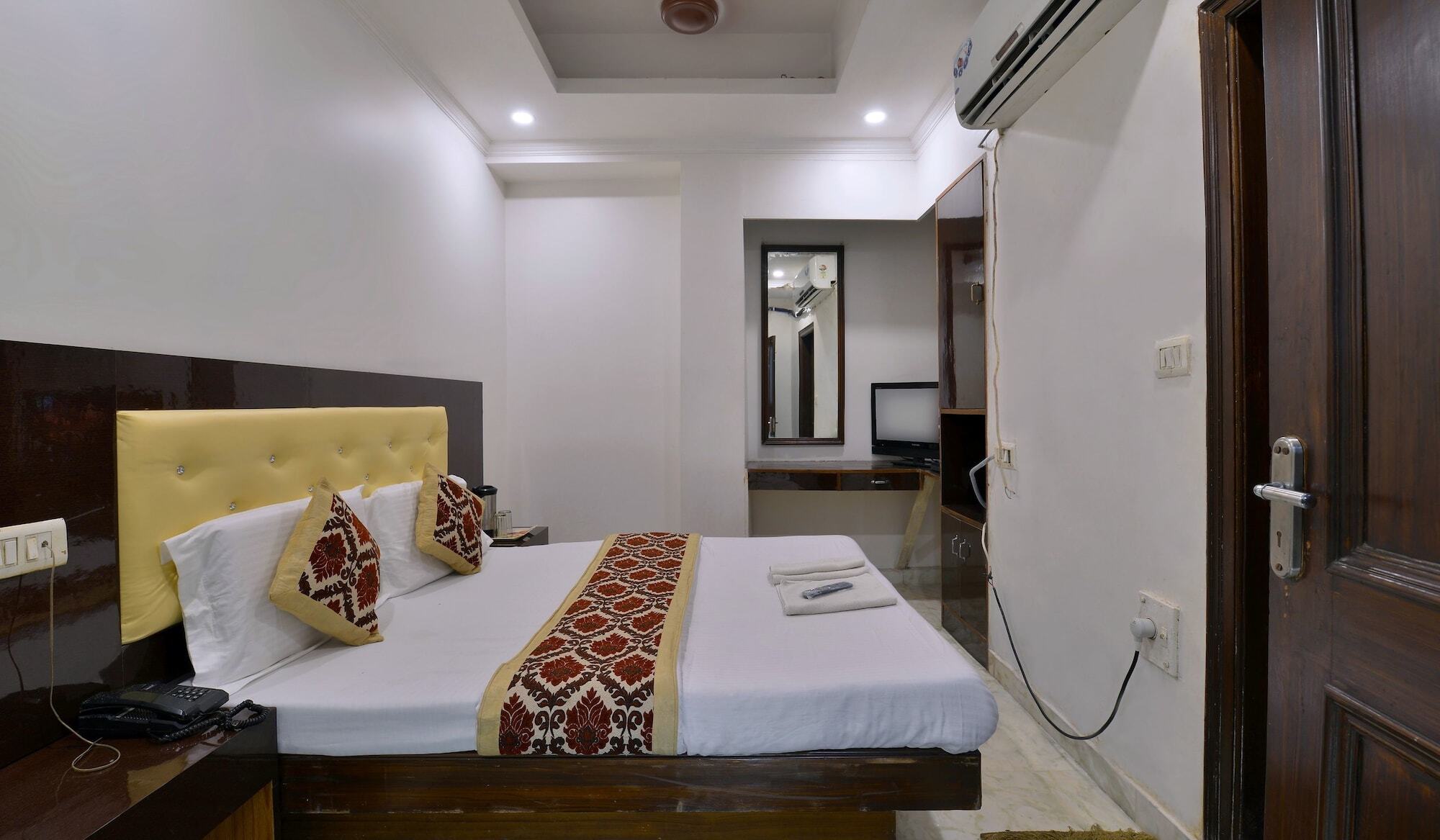 Family Hotel By Pg International Neu-Delhi Exterior foto